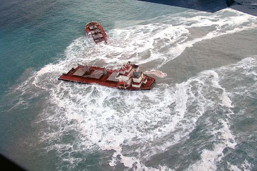 wreck-of-the-selendang-ayu (7)